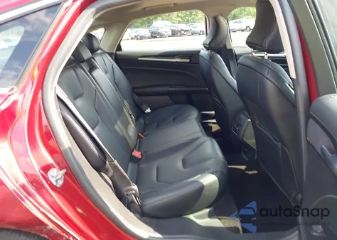 2019 Ford Fusion Hybrid Titanium из США, поврежденный, VIN 3FA6P0RU4KR257540